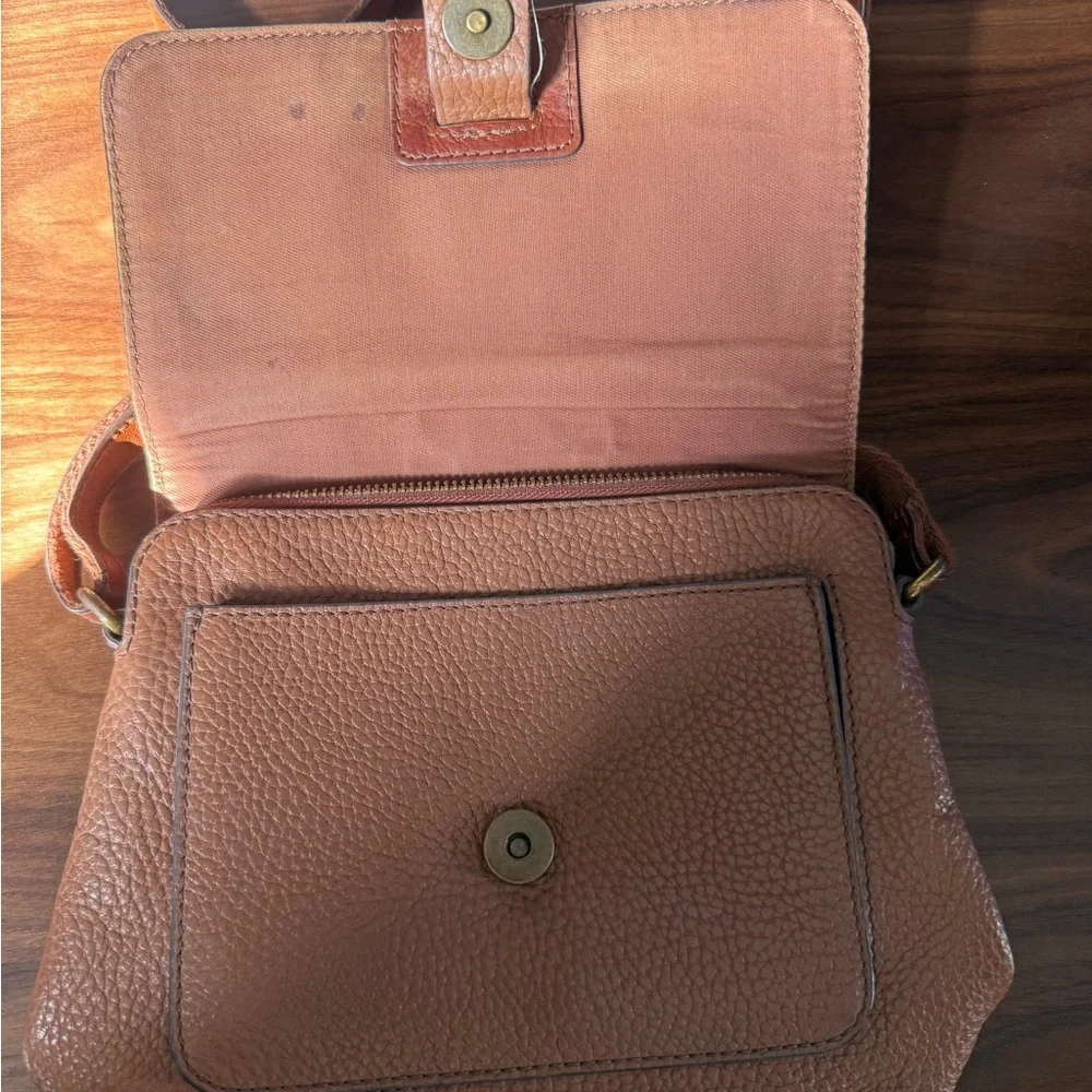 Fossil Tan Leather Crossbody Bag - Picture 3 of 4